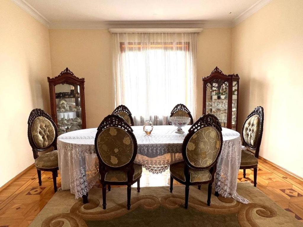 Hotel G I O Samtredia Экстерьер фото